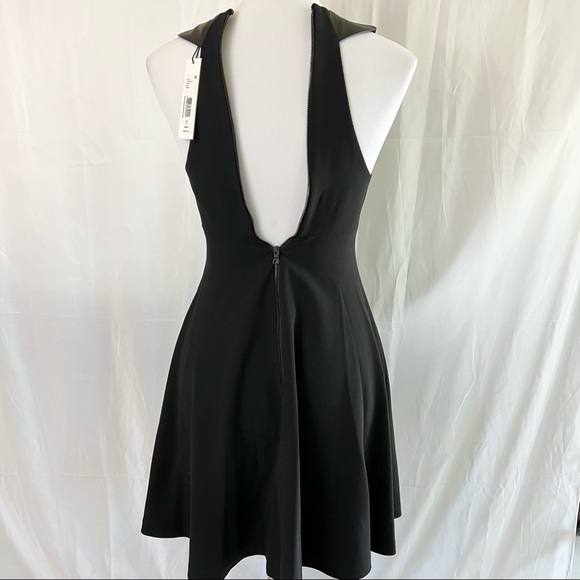 💕Host Pick💕Alice + Olivia $385 Racerback Leather Shoulder Dress Sz 0 Retail - Picture 8 of 12
